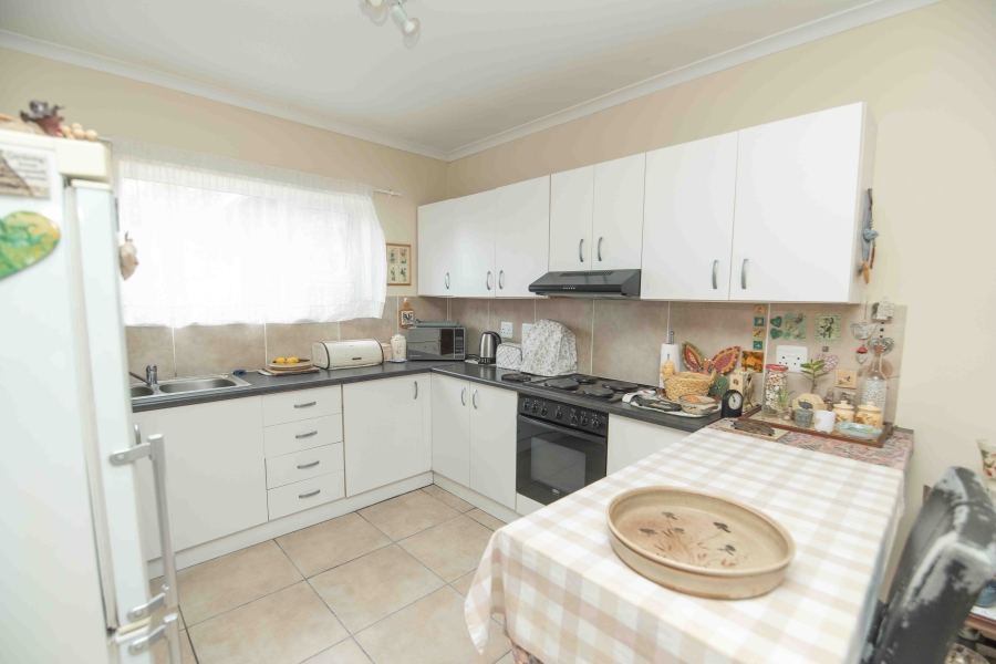 3 Bedroom Property for Sale in Parsonsvlei Eastern Cape